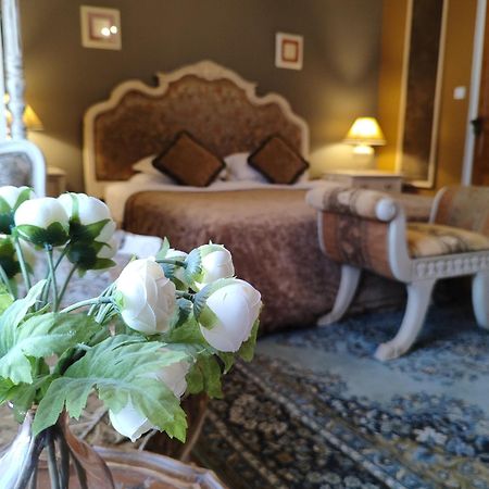 L'Entree Chambres D'Hotes Bar & Restaurant Castillonnès Exteriér fotografie