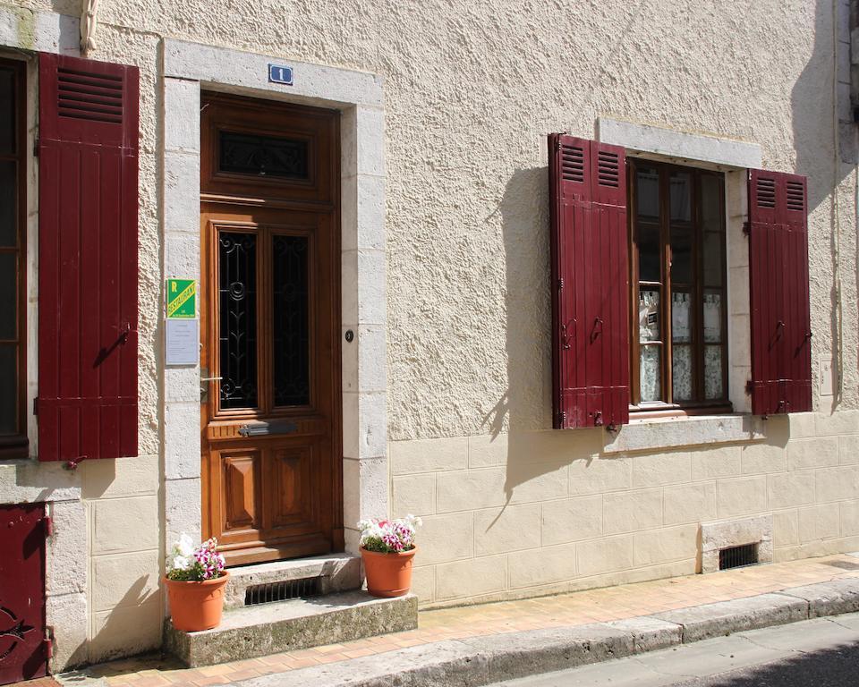 L'Entree Chambres D'Hotes Bar & Restaurant Castillonnès Exteriér fotografie