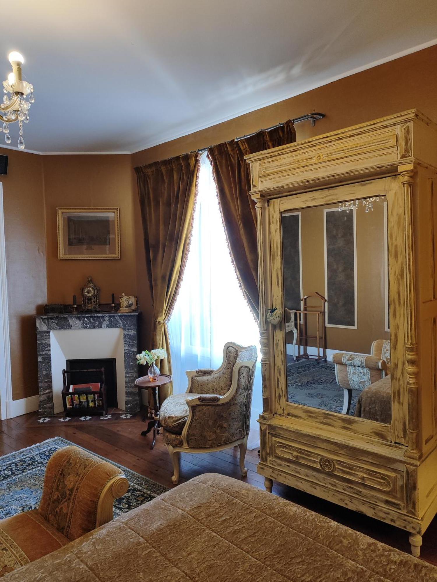 L'Entree Chambres D'Hotes Bar & Restaurant Castillonnès Exteriér fotografie